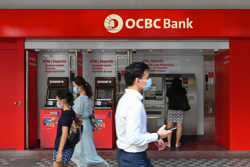 Ocbc bank share price