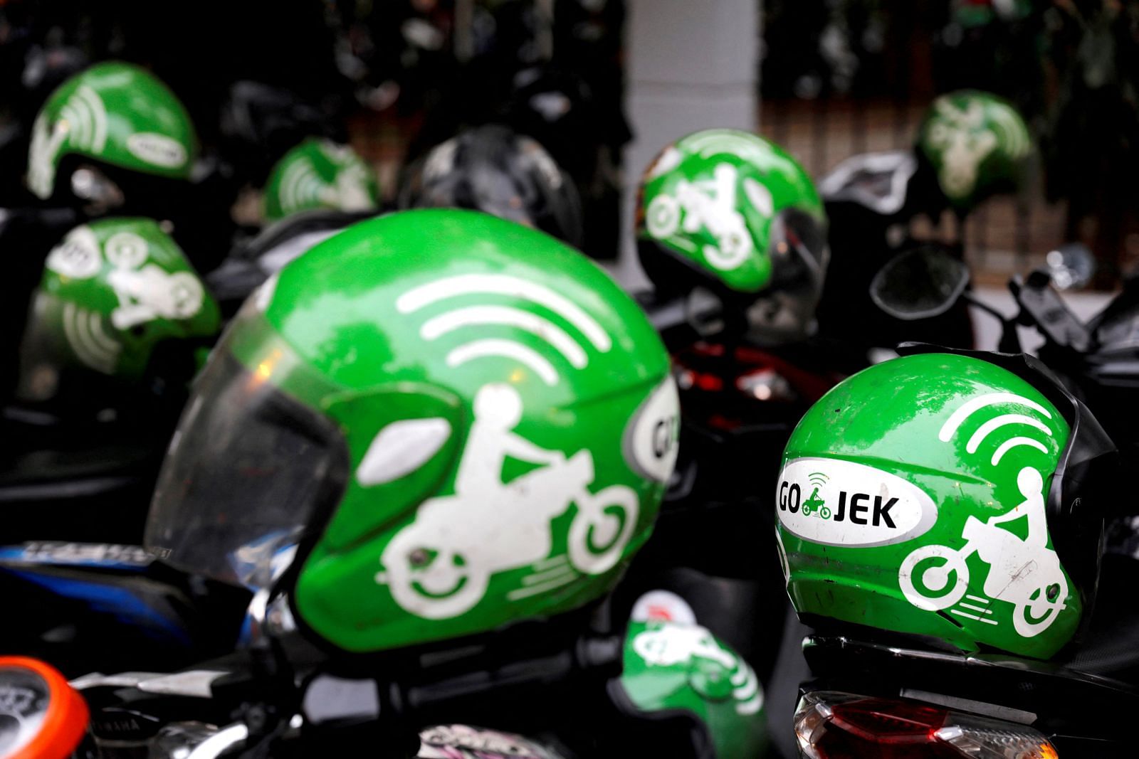 helm gojek full face